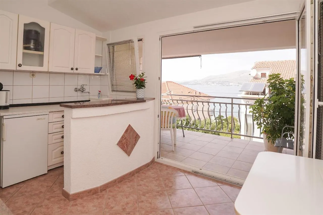 Apartments Mare Trogir Chorvatsko