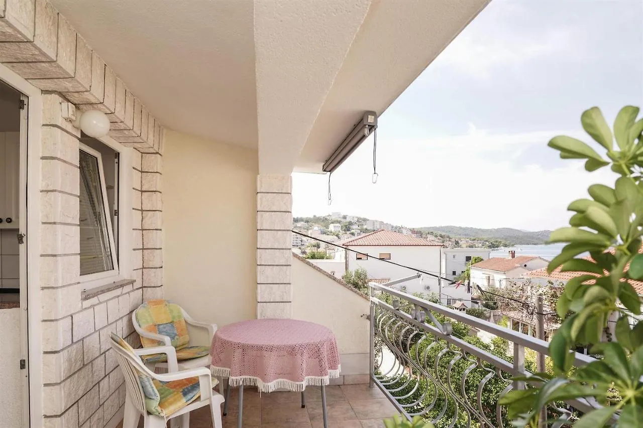 Apartments Mare Trogir
